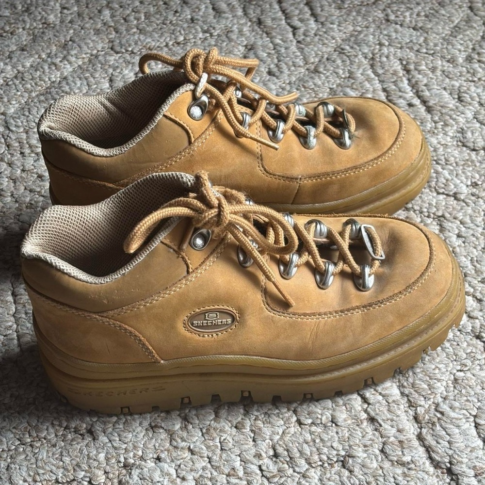 Skechers Women Sz 7.5 Jammers 90s Y2K Shoes Tan Lug Sole Chunky Platform Leather